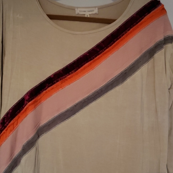 gilded intent - Picture 2 of 6